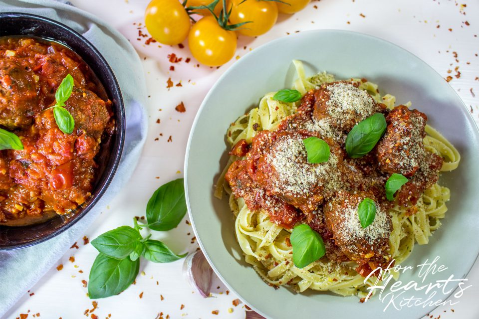 Vegan Italian Meatballs in Marinara Sauce – Vegane Italienische ... Vegan Italian Meatballs in Marinara Sauce – Vegane Italienische ...