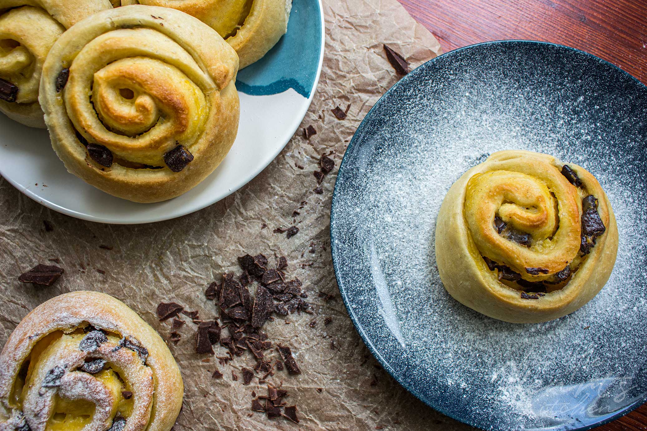 Einfache vegane Puddingschnecken mit Schoko Chunks - for the Hearts ...